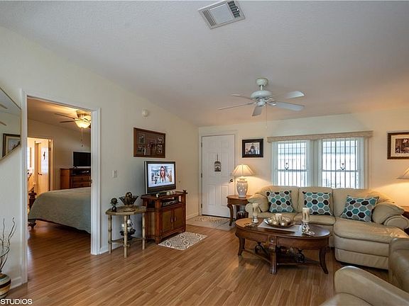 5th image of 15 Pelican Dr N