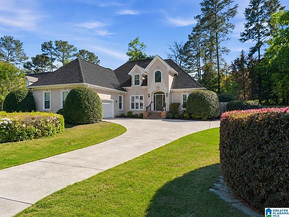 2nd image of 3557 Chippenham Dr
