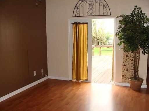 4th image of 13500 SW 10th Pl