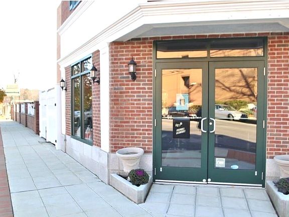 947 Hope Street Entrance