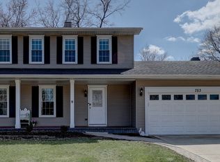 753 Holly Dr, Bartlett, IL