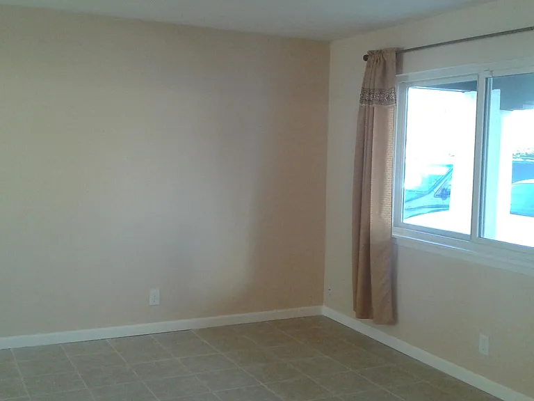 11724 Marquette Ave NE — Photo 22