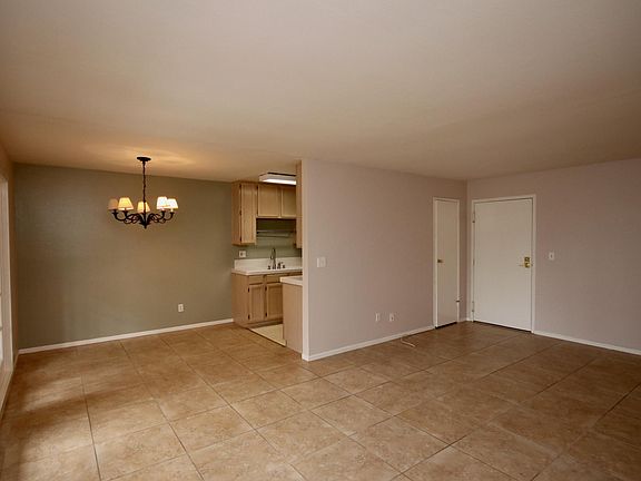 5th image of 330 S Mentor Ave Unit 229