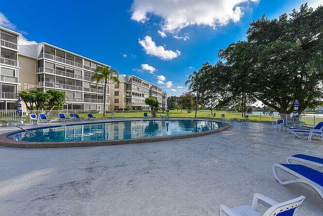 300 John F Kennedy Dr #208 — Photo 27
