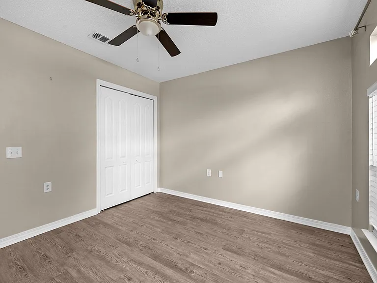 1477 Sturbridge Pl — Photo 21