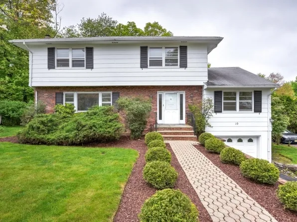 10 Lenape Ave, Rockaway Twp., NJ 07866