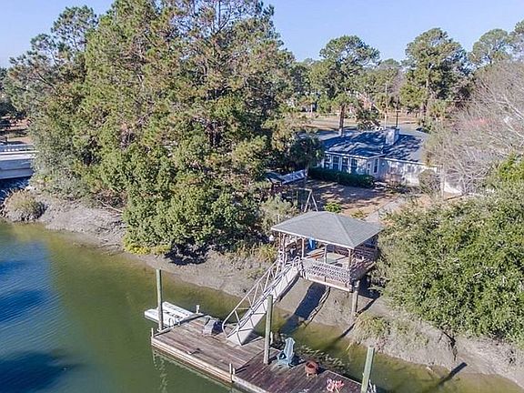 4th image of 422 Hunt Dr
