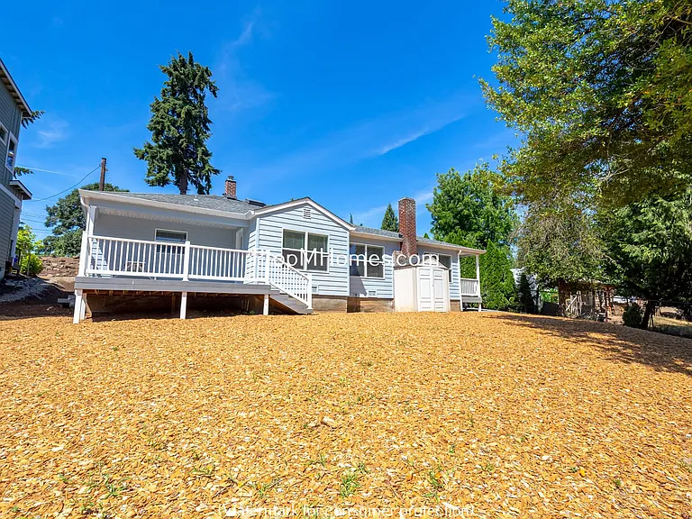 12566 SE 27th Ave — Photo 20