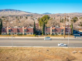 39129 10th St W APT 1, Palmdale, CA