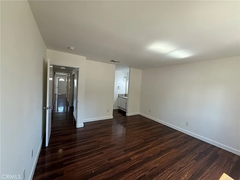 1301 Wheaton Way — Photo 9