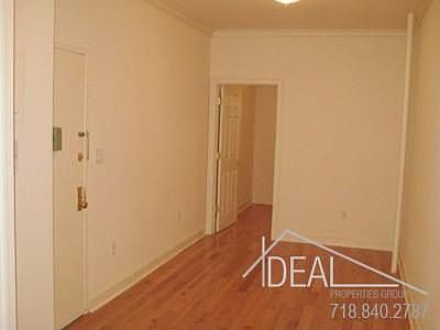 4th image of 359 12th St APT 3R