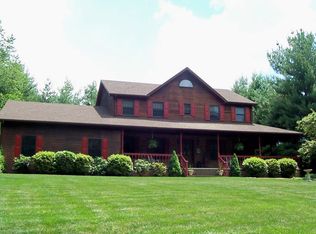 6300 Tamarind Dr, Spring Grove, PA 17362