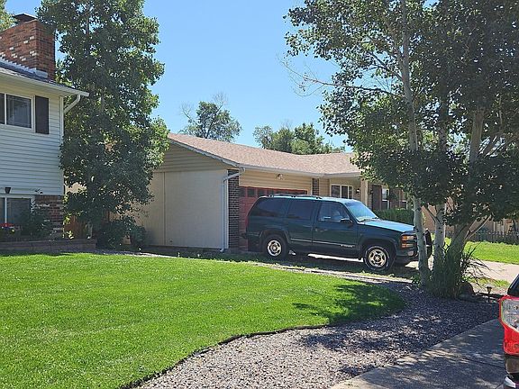3rd image of 4757 Villa Cir