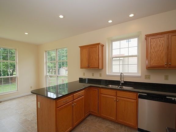 5th image of 109 Hickory Flats Dr