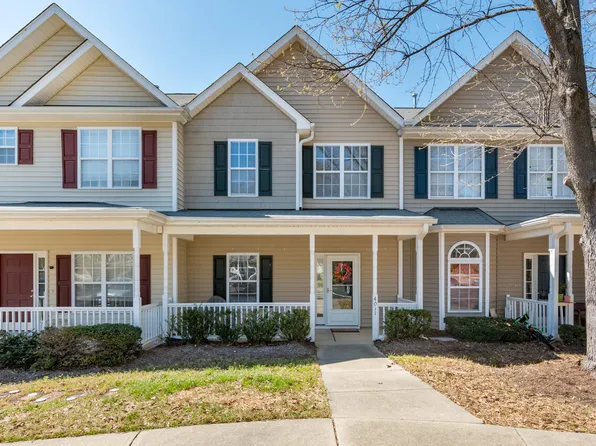 4011 Volkswalk Pl, Raleigh, NC 27610