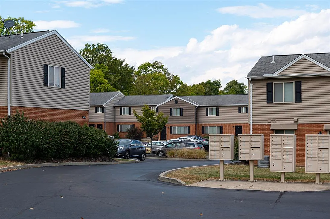 Brandywine Court — Photo 4