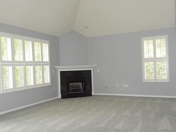 5th image of 458 Westgreen Ln
