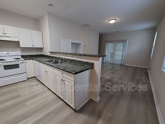 3rd image of 5617 Juneberry Ct