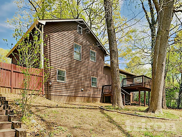 2515 Ramblewood Ct — Photo 15