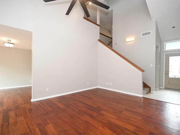 239 Malone St #B — Photo 5
