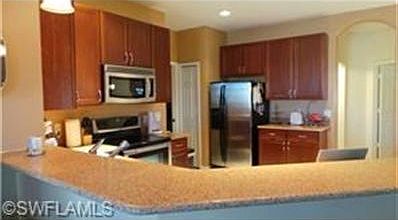 5th image of 10605 Camarelle Cir