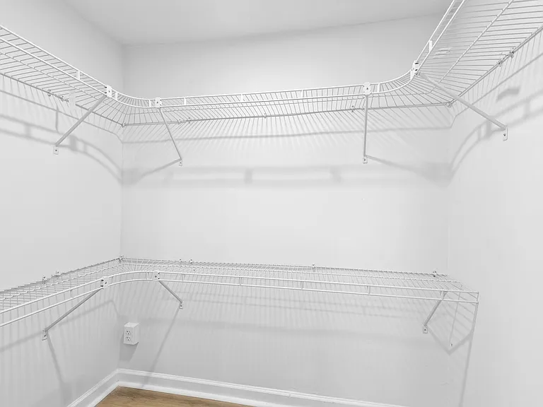 2207 Marshall Ave — Photo 25