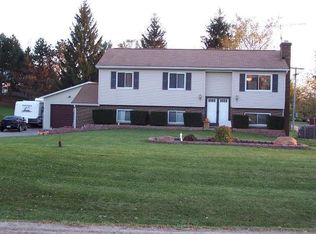 11764 Dunham Rd, Hartland, MI 48353