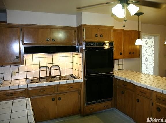 5th image of 8553 N Treasure Ave