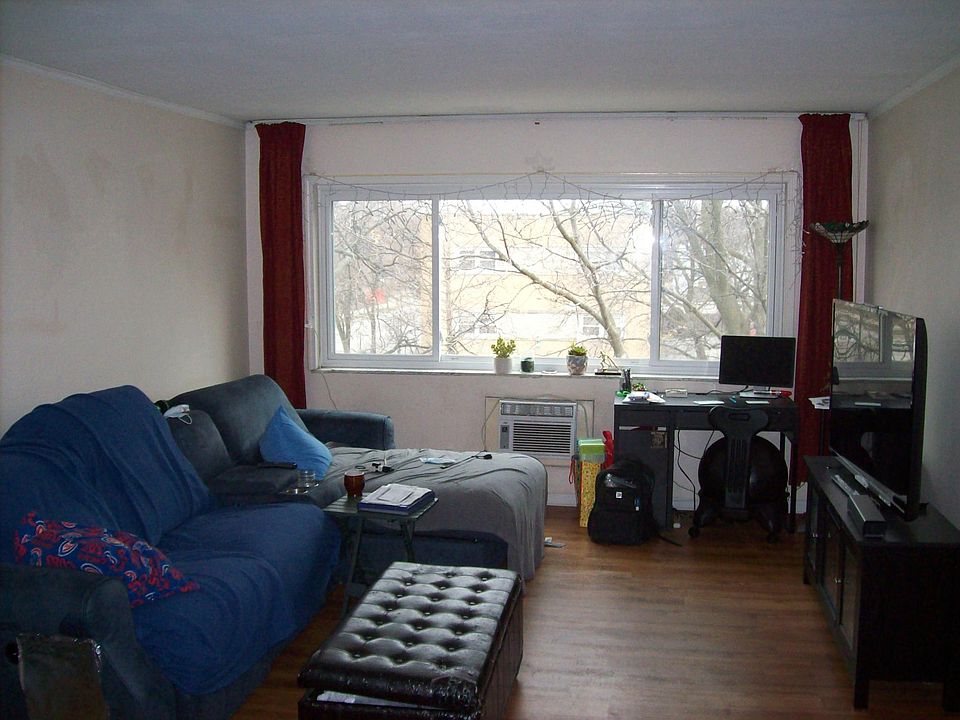 1st image of 5555 W Sunnyside Ave #3W