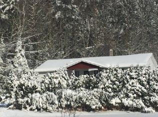 414 High St, Barton, VT 05822