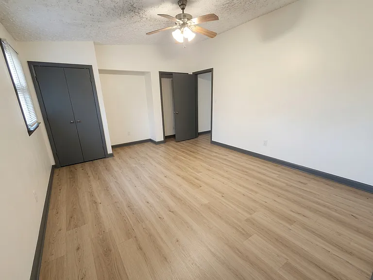 107 N Duane Ave #1W — Photo 6