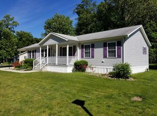 34 Mayflower Dr, Cream Ridge, NJ 08514