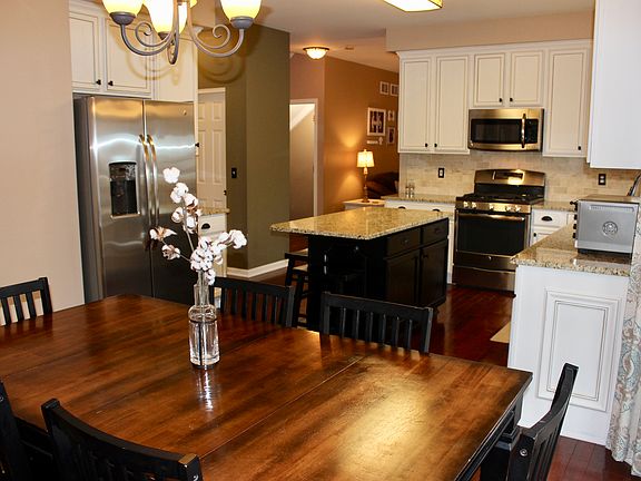 Updated Kitchen, SS/Granite