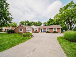 2374 White Rd, Grove City, OH 43123