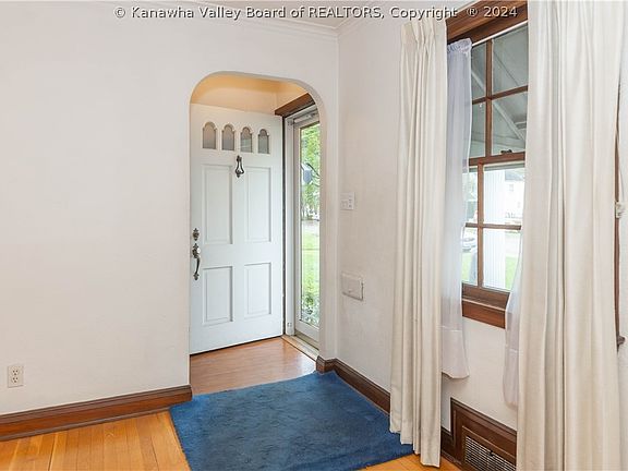 4th image of 3611 Virginia Ave SE