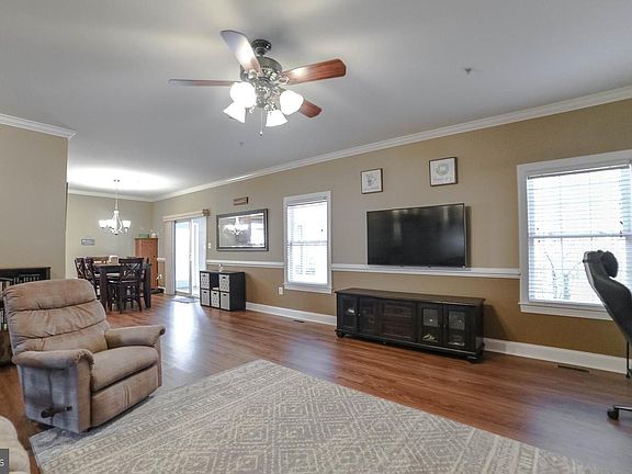 5th image of 46858 Anita Ct