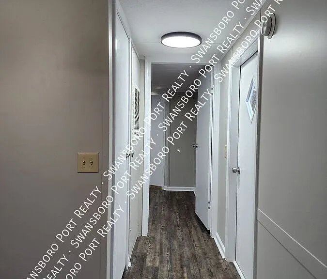 110 Poston Dr — Photo 14