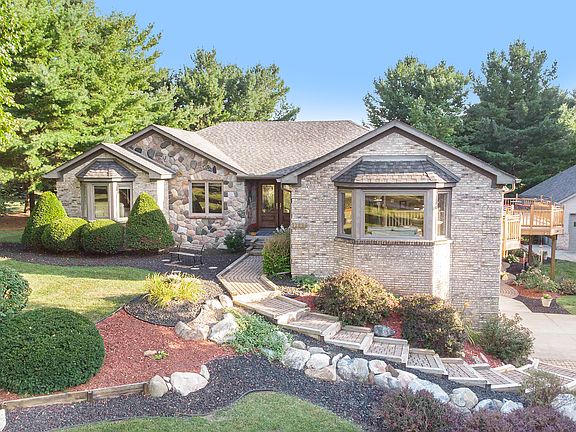 2nd image of 12886 Sue Dee Ln