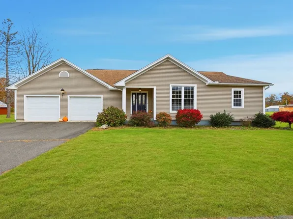 118 Willimansett St, South Hadley, MA 01075