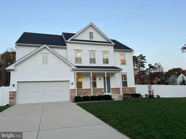 8 Mimosa Ct, Sicklerville, NJ 08081