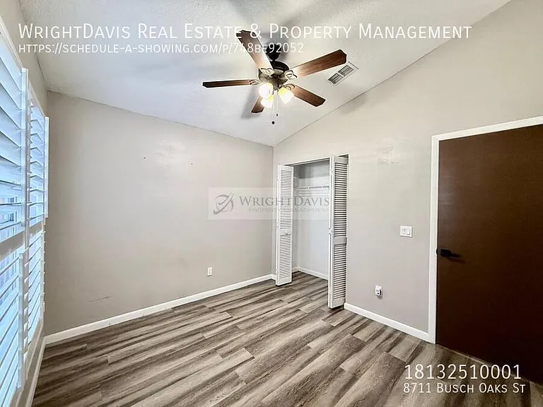 8711 Busch Oaks St — Photo 28