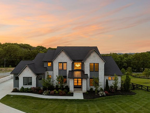3rd image of 7128 Bonterra Dr