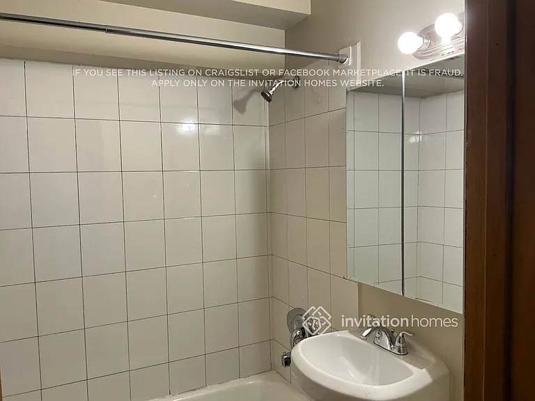11521 S Karlov Ave — Photo 18