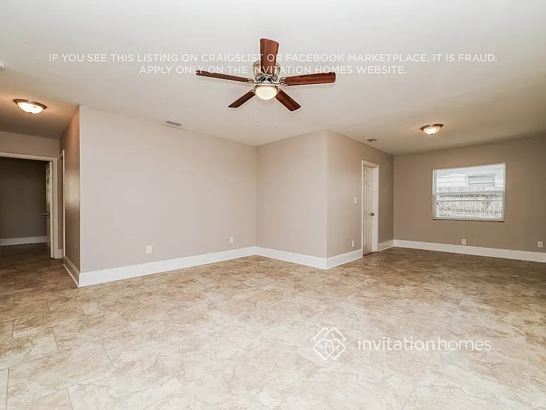 3704 N Clearfield Ave — Photo 4