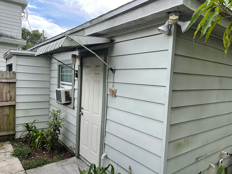 1008 E Columbus Dr #C — Photo 8