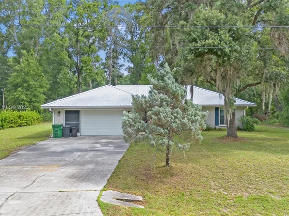 8311 NW 174th Pl, Fanning Springs, FL 32693