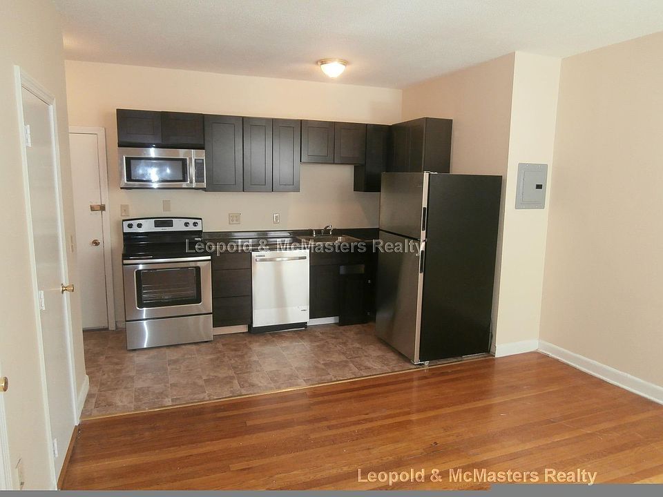 2nd image of 1120 Commonwealth Ave #36