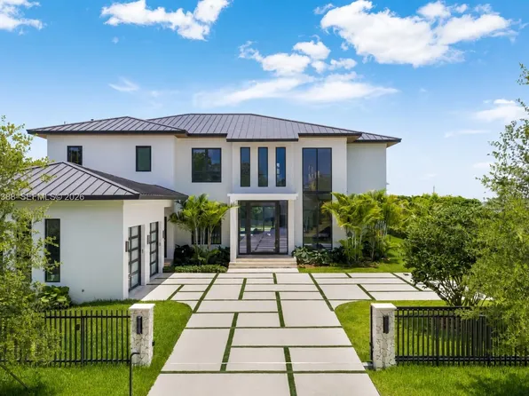 6641 SW 85th St, Miami, FL 33143