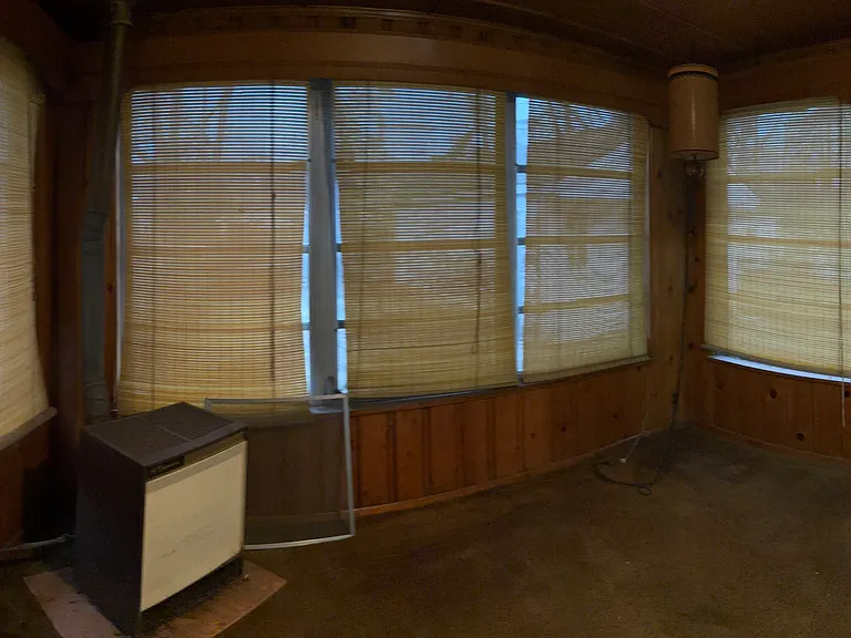 20211 Biltmore St — Photo 27