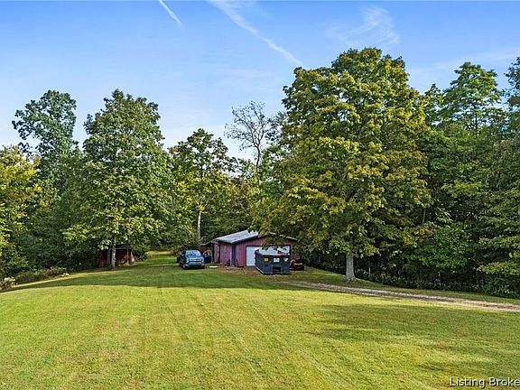 4th image of 3211 E Geyman Hill Road